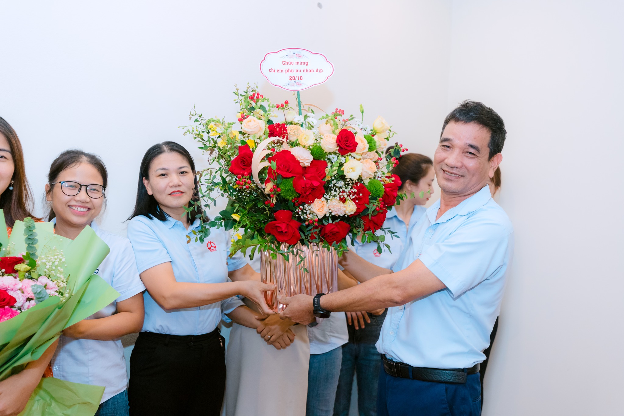 GTECO Tự Hào Tôn Vinh Nét Đẹp Và Sức Mạnh Của Phụ Nữ Việt Nam Ngày 20/10 5 GTECO - Ngày phụ nữ Việt Nam 20/10