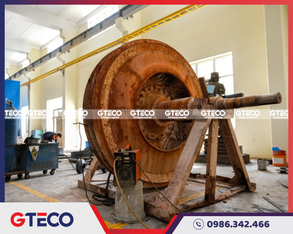 CÂN BẰNG ĐỘNG CÁNH QUẠT GTECO – GIẢM RUNG, TĂNG TUỔI THỌ 2 Dấu hiệu nhận biết quạt cần cân bằng động